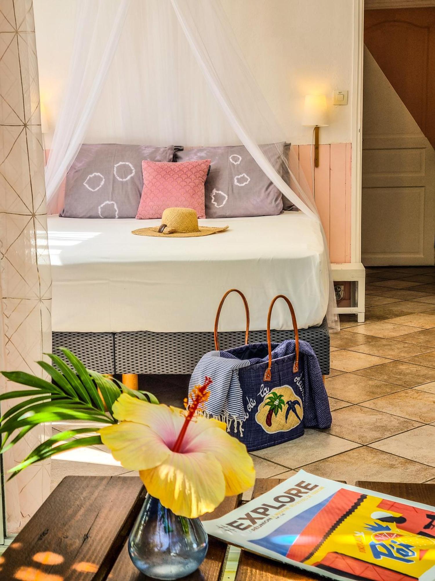 Maison D'Hotes Villa Des Mascareignes Petite Île Екстериор снимка