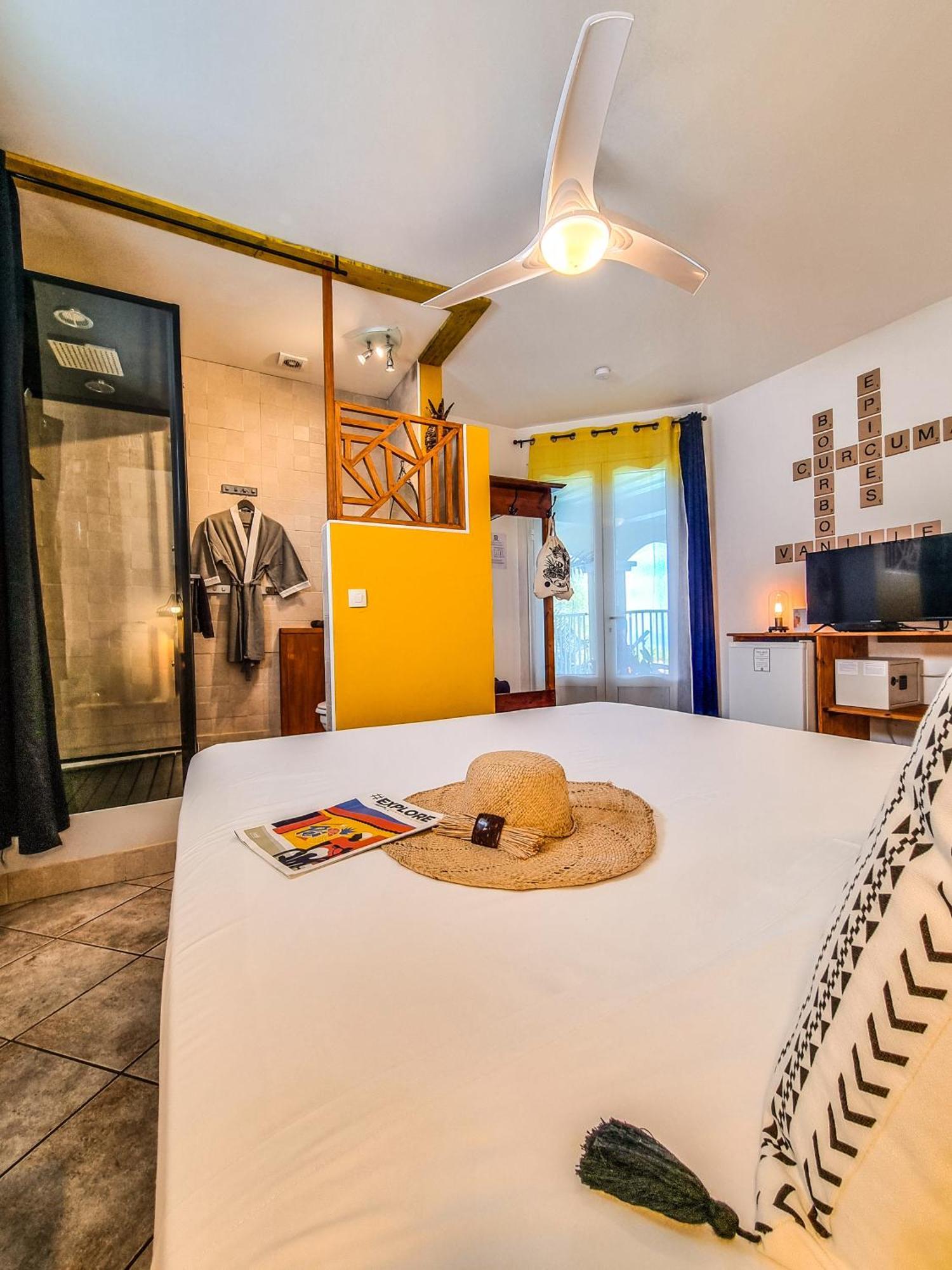 Maison D'Hotes Villa Des Mascareignes Petite Île Екстериор снимка